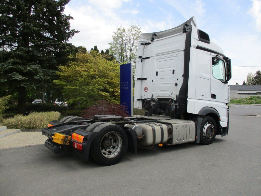 Mercedes-Benz 1845 Actros EURO 6 MEGA/lowdeck - Tahač: obrázek 5 Mercedes-Benz 1845 Actros EURO 6 MEGA/lowdeck - Tahač: obrázek 5