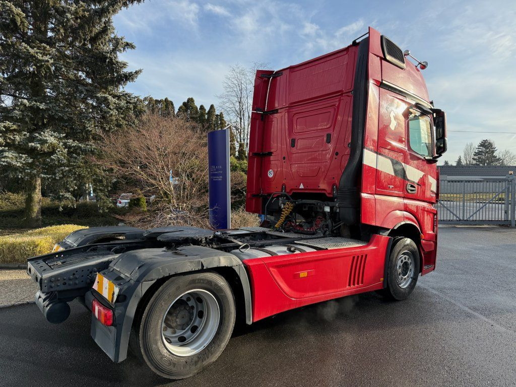 Mercedes-Benz 1848 Actros Gigaspace - Tahač: obrázek 3 Mercedes-Benz 1848 Actros Gigaspace - Tahač: obrázek 3
