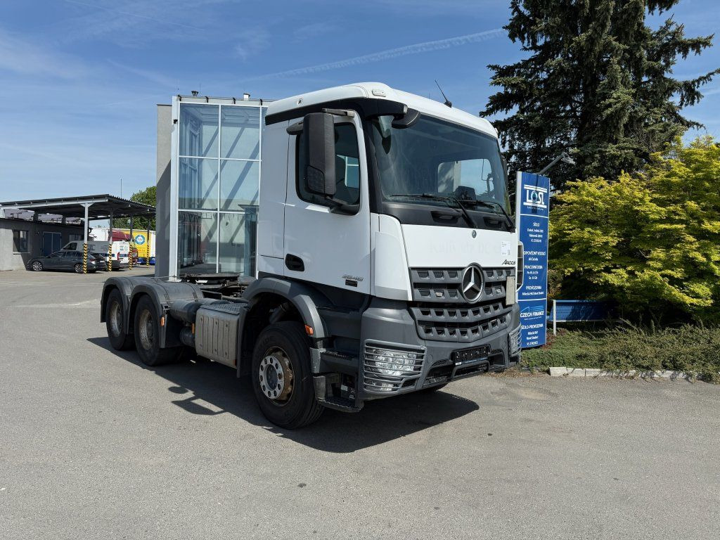 Mercedes-Benz 2648 Arocs 6x4 EURO 6 HYDRAULIK - Tahač: obrázek 2 Mercedes-Benz 2648 Arocs 6x4 EURO 6 HYDRAULIK - Tahač: obrázek 2