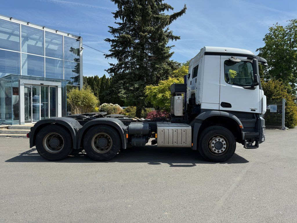 Mercedes-Benz 2648 Arocs 6x4 EURO 6 HYDRAULIK - Tahač: obrázek 3 Mercedes-Benz 2648 Arocs 6x4 EURO 6 HYDRAULIK - Tahač: obrázek 3