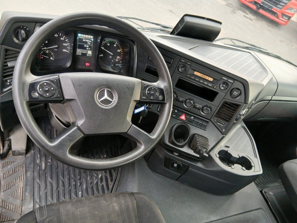 Tahač Mercedes-Benz 2648 Arocs EURO 6 6x4 Hydraulics: obrázek 13 Tahač Mercedes-Benz 2648 Arocs EURO 6 6x4 Hydraulics: obrázek 13