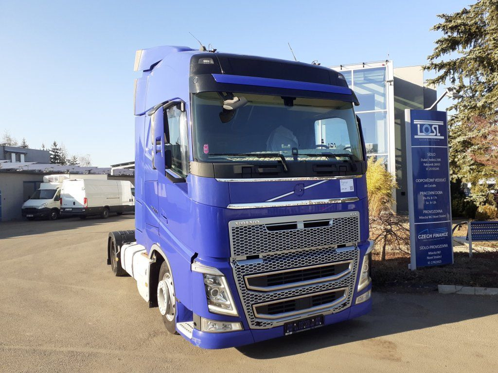 Volvo FH500 Globetrotter EURO 6 MEGA/lowdeck - Tahač: obrázek 2 Volvo FH500 Globetrotter EURO 6 MEGA/lowdeck - Tahač: obrázek 2