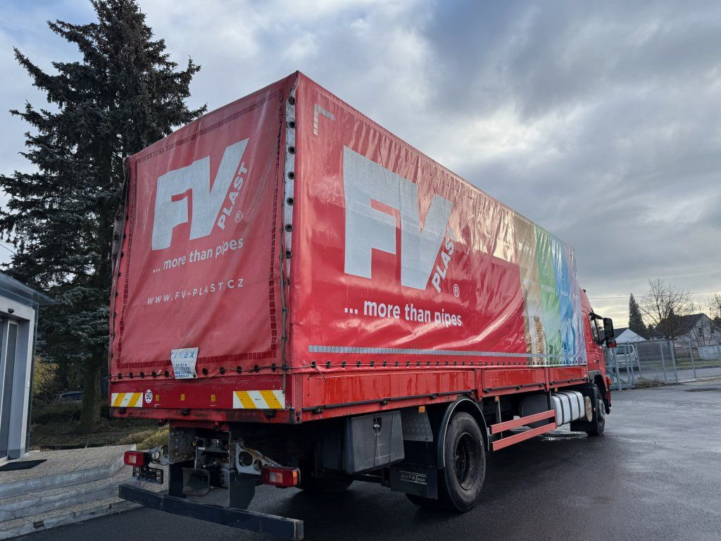 Volvo FM260 EURO 3 - Plachtový nákladní auto: obrázek 4 Volvo FM260 EURO 3 - Plachtový nákladní auto: obrázek 4