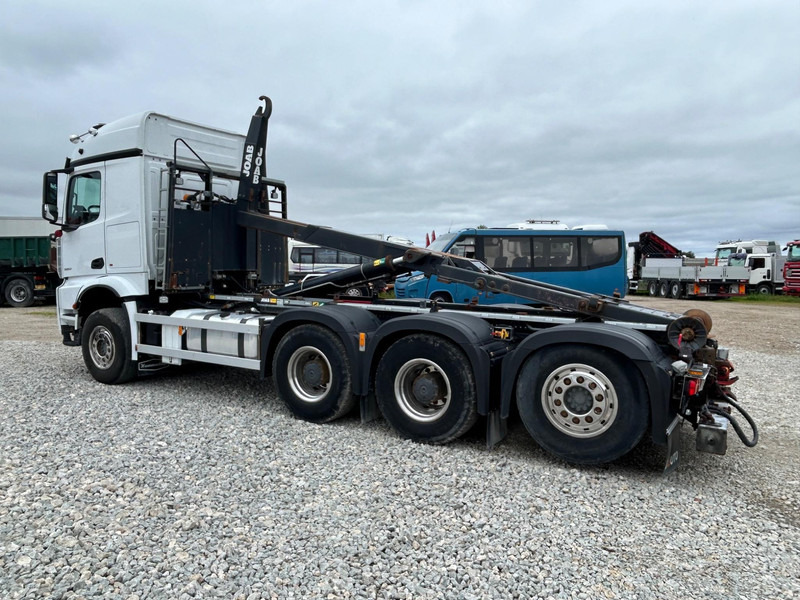 Hákový nosič kontejnerů Mercedes-Benz Arocs 3253 | Joab L 24 ton 5750 mm | TULOSSA: obrázek 8 Hákový nosič kontejnerů Mercedes-Benz Arocs 3253 | Joab L 24 ton 5750 mm | TULOSSA: obrázek 8