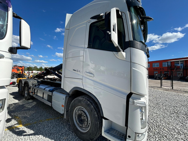 Volvo FH 540 | 6x4 | HIAB 21 | NOSTOTELI | TULOSSA - Hákový nosič kontejnerů: obrázek 4 Volvo FH 540 | 6x4 | HIAB 21 | NOSTOTELI | TULOSSA - Hákový nosič kontejnerů: obrázek 4