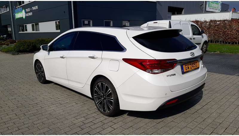 Osobní auto Hyundai i40: obrázek 8
