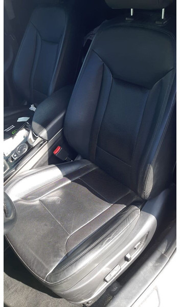 Hyundai i40 - Osobní auto: obrázek 4 Hyundai i40 - Osobní auto: obrázek 4