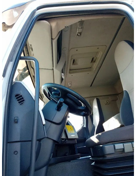 Hákový nosič kontejnerů Renault Lander: obrázek 9