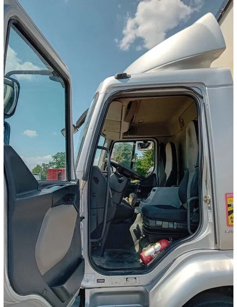 Renault Midlum 280 dxi - manual gearbox / steel suspension lames - Plachtový nákladní auto: obrázek 5 Renault Midlum 280 dxi - manual gearbox / steel suspension lames - Plachtový nákladní auto: obrázek 5