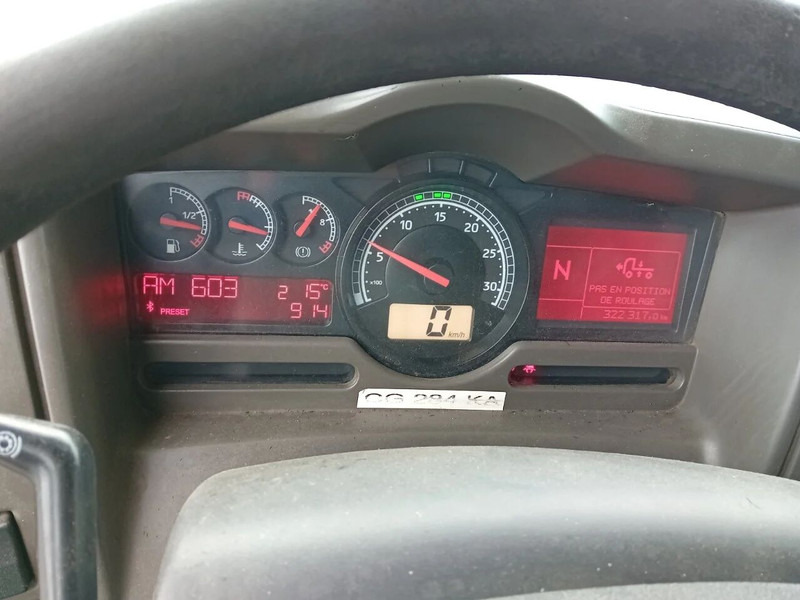 Vůz na odvoz odpadků Renault Premium 310 dxi - 6x2: obrázek 10 Vůz na odvoz odpadků Renault Premium 310 dxi - 6x2: obrázek 10