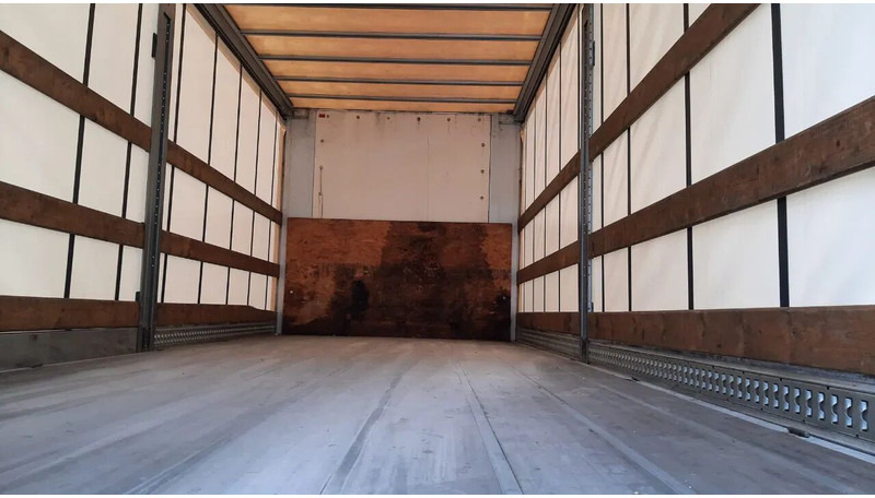 Renault Premium 370 DXI - manual gearbox - Euro 5 - Plachtový nákladní auto: obrázek 4 Renault Premium 370 DXI - manual gearbox - Euro 5 - Plachtový nákladní auto: obrázek 4