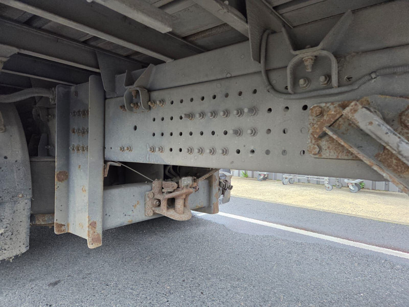 Renault Premium 460dxi - Plachtový nákladní auto: obrázek 3 Renault Premium 460dxi - Plachtový nákladní auto: obrázek 3