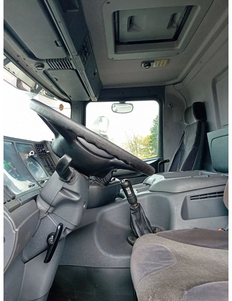 Plachtový nákladní auto Scania 94.220 D - manual gearbox - top condition: obrázek 10