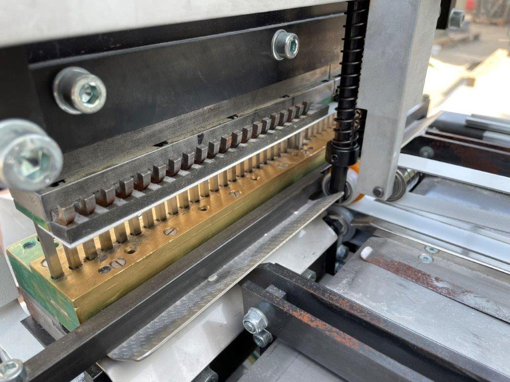 Tiskařský stroj AUTOMATIC PUNCH RENZ AP 360 V4 Manual: obrázek 9
