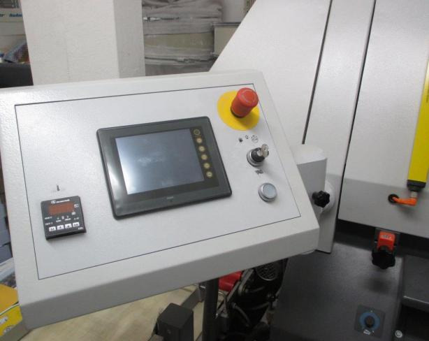 Heidelberg Eurobind HE 1200 four-clamp perfect binder - Vázací stroj: obrázek 2 Heidelberg Eurobind HE 1200 four-clamp perfect binder - Vázací stroj: obrázek 2