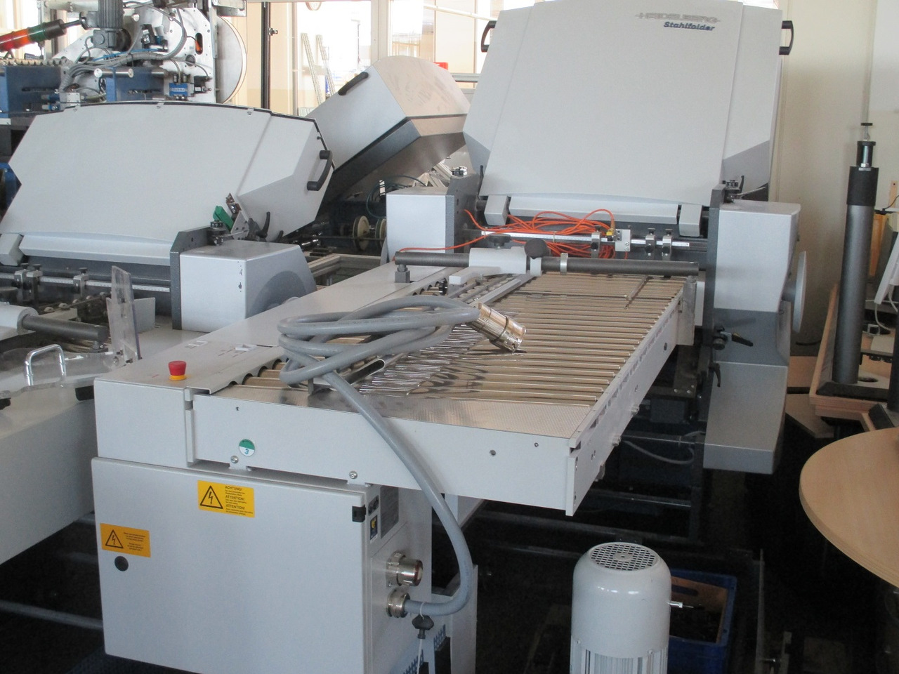 Heidelberg Stahlfolder PFH-82 pallet feeder with SSP-82 slitter shaft station - Skládací stroj: obrázek 3 Heidelberg Stahlfolder PFH-82 pallet feeder with SSP-82 slitter shaft station - Skládací stroj: obrázek 3
