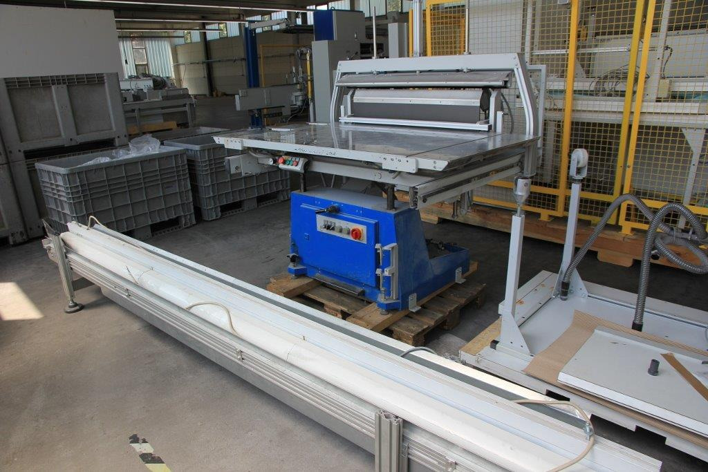 High performance cutting line Baumann Wohlenberg Perfecta 132 TS ASE LM - Stroj na řezání papíru: obrázek 4 High performance cutting line Baumann Wohlenberg Perfecta 132 TS ASE LM - Stroj na řezání papíru: obrázek 4