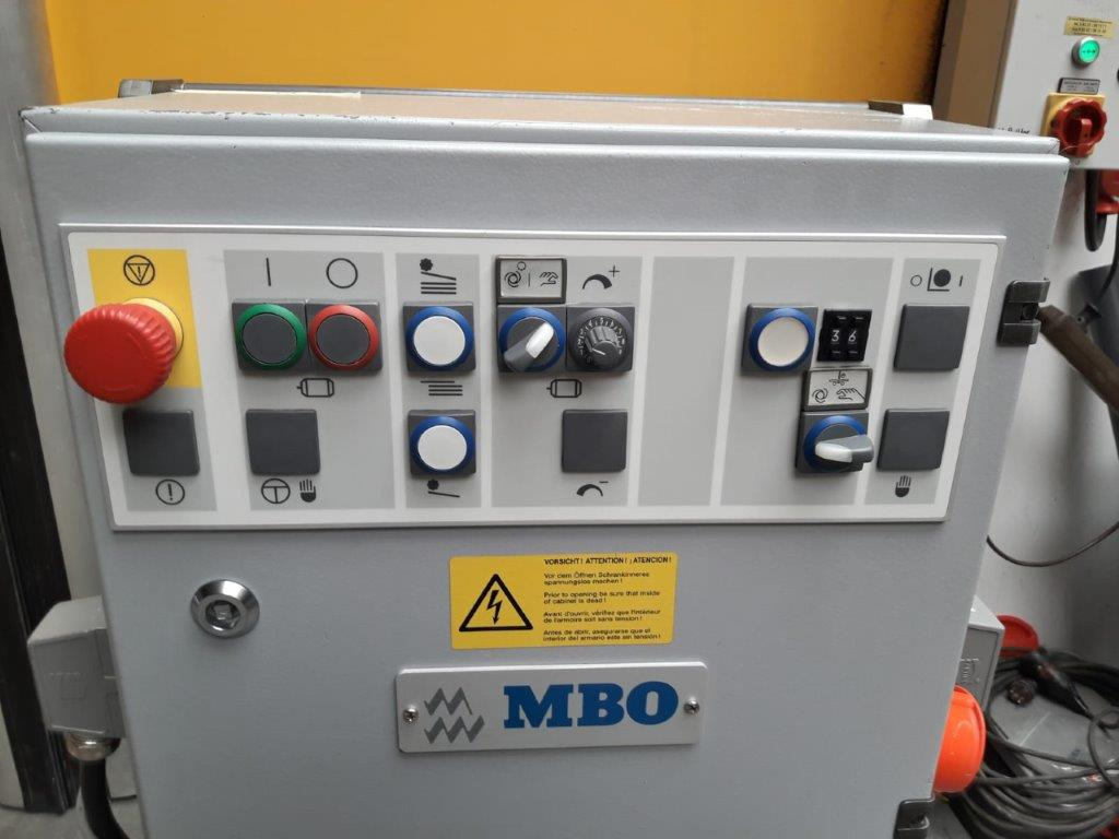 MBO Z2 mobile, 180° rotatable cross-fold unit with navigator control - Skládací stroj: obrázek 3 MBO Z2 mobile, 180° rotatable cross-fold unit with navigator control - Skládací stroj: obrázek 3