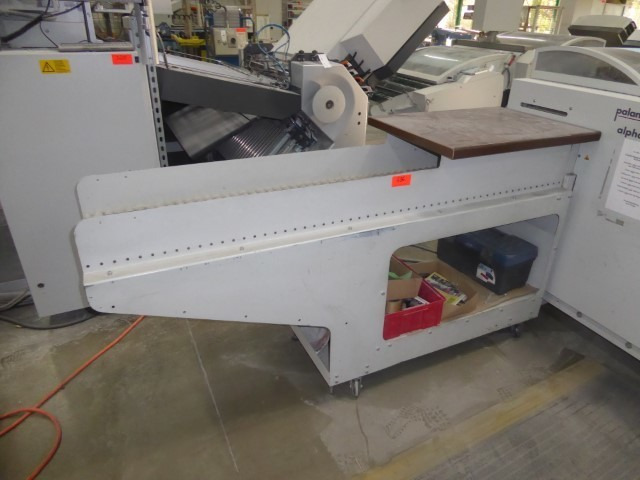 Stacking display Palamides alpha 500 - Skládací stroj: obrázek 2 Stacking display Palamides alpha 500 - Skládací stroj: obrázek 2