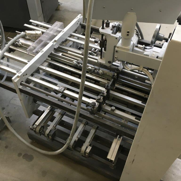 Mobile four-knife folding unit Heidelberg Stahlfolder VF-66 - Skládací stroj: obrázek 2 Mobile four-knife folding unit Heidelberg Stahlfolder VF-66 - Skládací stroj: obrázek 2