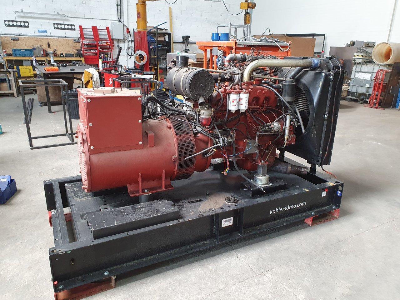 130 kVa IVECO 8061 SRI TURBO - Elektrický generátor: obrázek 1 130 kVa IVECO 8061 SRI TURBO - Elektrický generátor: obrázek 1