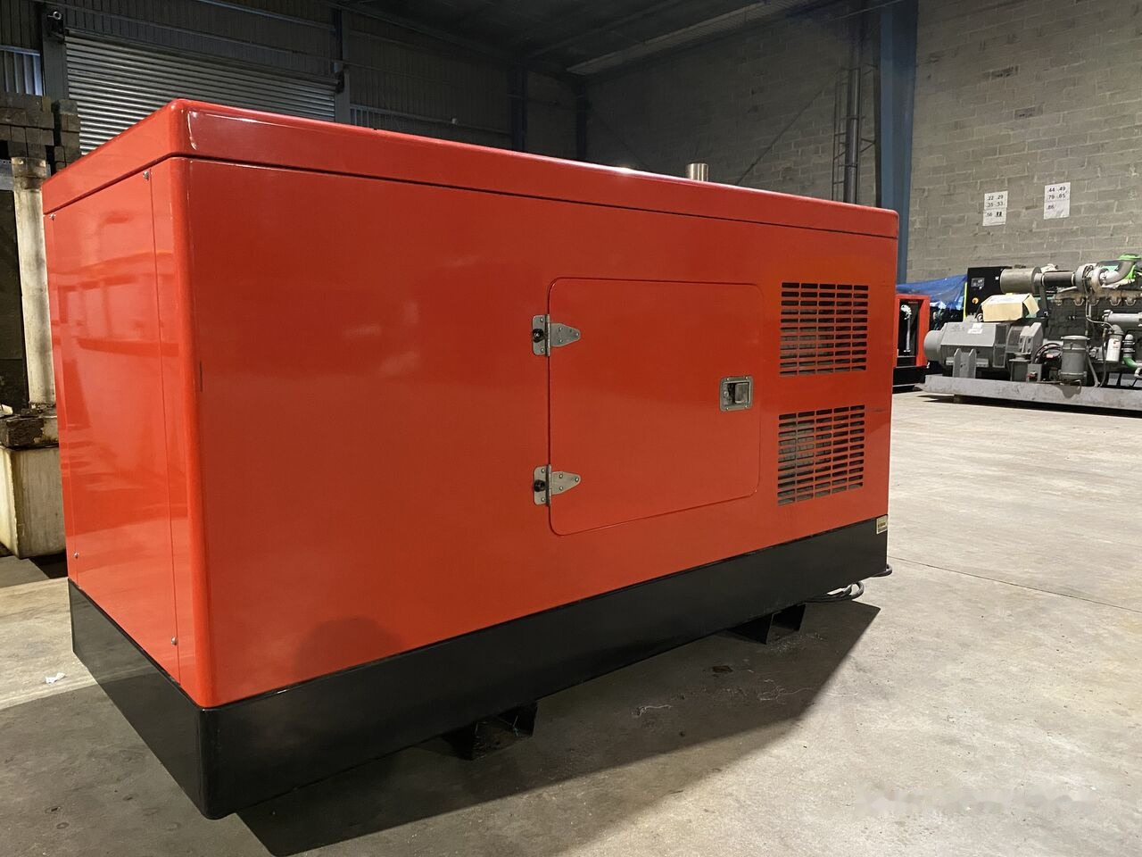 Genelec 45 kVa diesel - Elektrický generátor: obrázek 2 Genelec 45 kVa diesel - Elektrický generátor: obrázek 2