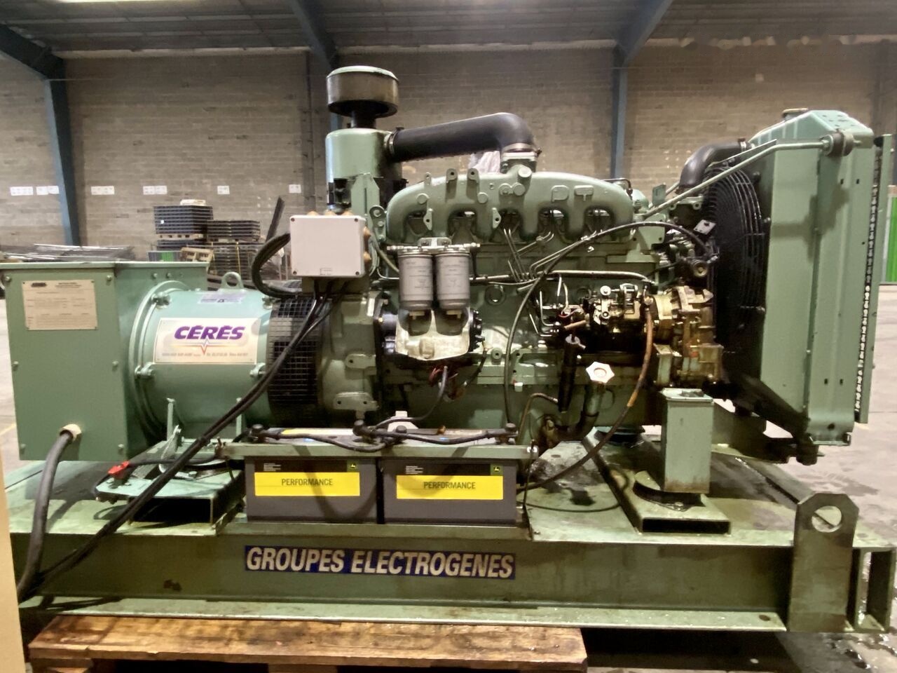 IVECO 80 kVa 8061 - Elektrický generátor: obrázek 1 IVECO 80 kVa 8061 - Elektrický generátor: obrázek 1