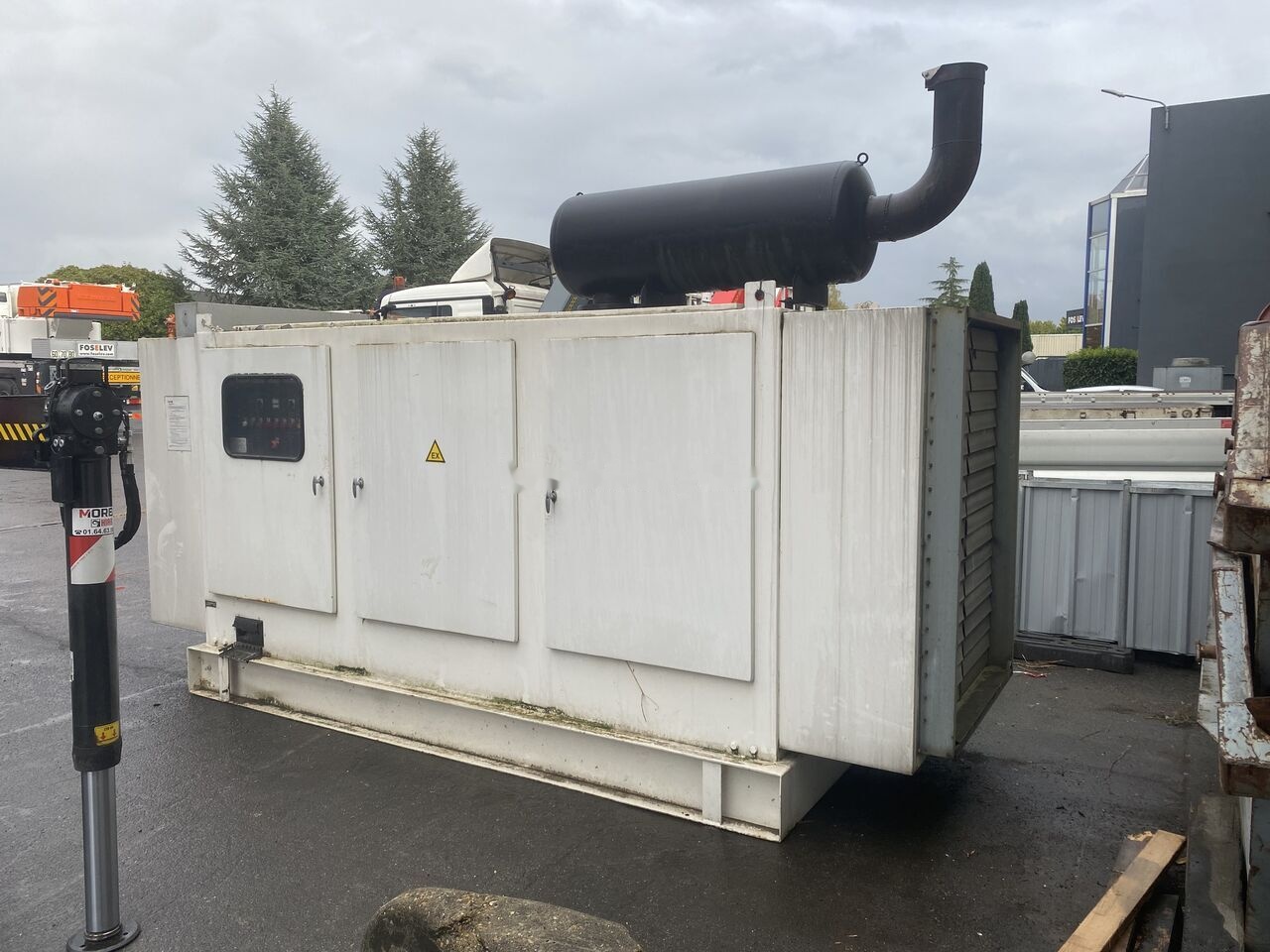 SDMO 330 kVa Cummins - Elektrický generátor: obrázek 1 SDMO 330 kVa Cummins - Elektrický generátor: obrázek 1