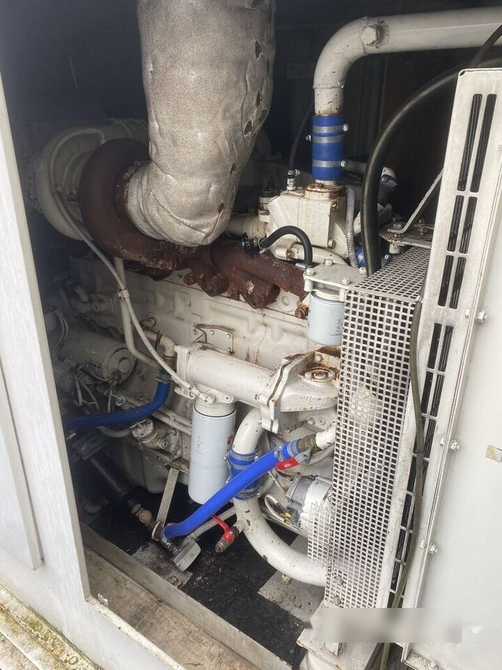 SDMO 330 kVa Cummins - Elektrický generátor: obrázek 5 SDMO 330 kVa Cummins - Elektrický generátor: obrázek 5