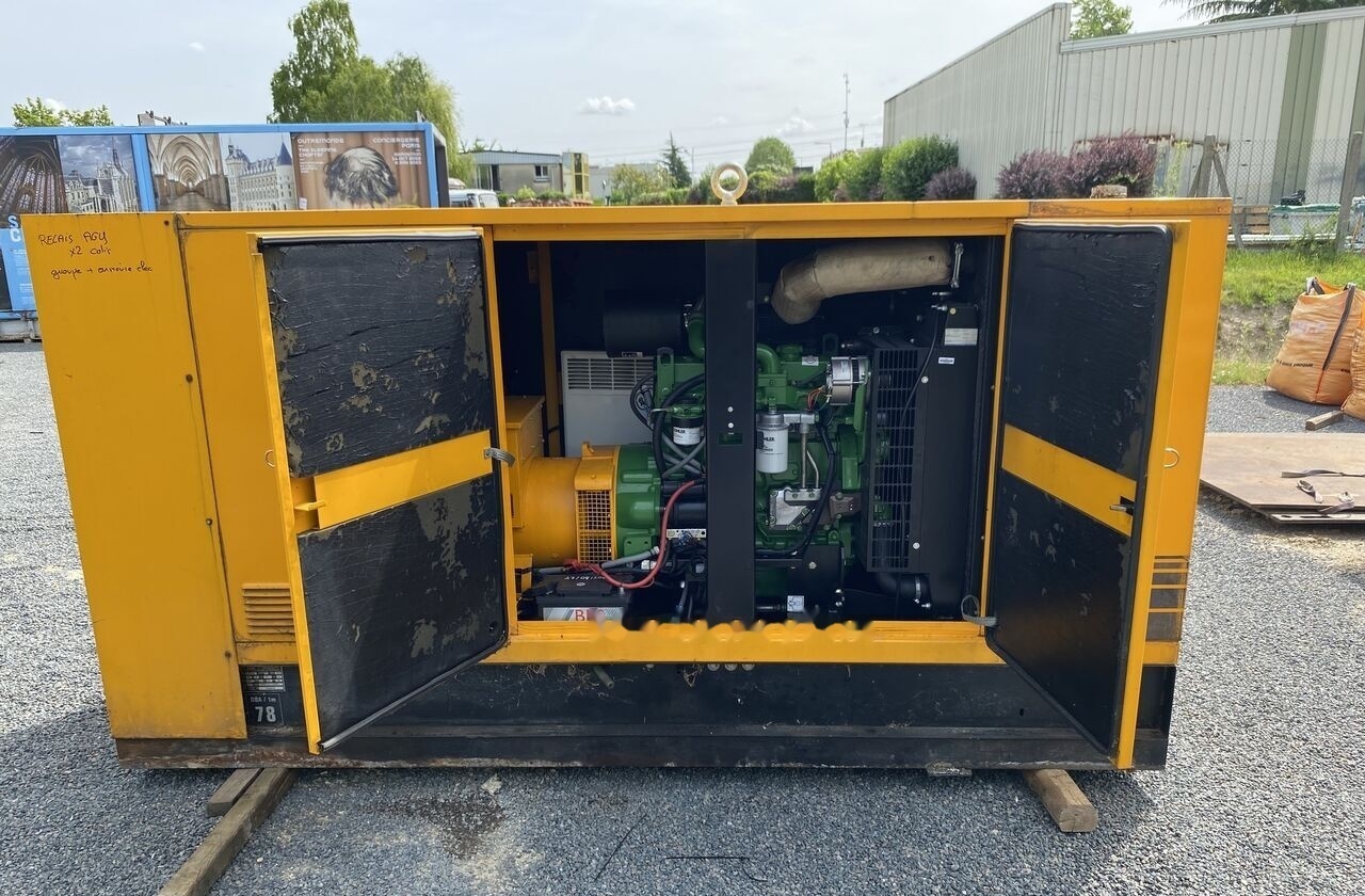 SDMO 80 kVa John Deere - Elektrický generátor: obrázek 3 SDMO 80 kVa John Deere - Elektrický generátor: obrázek 3