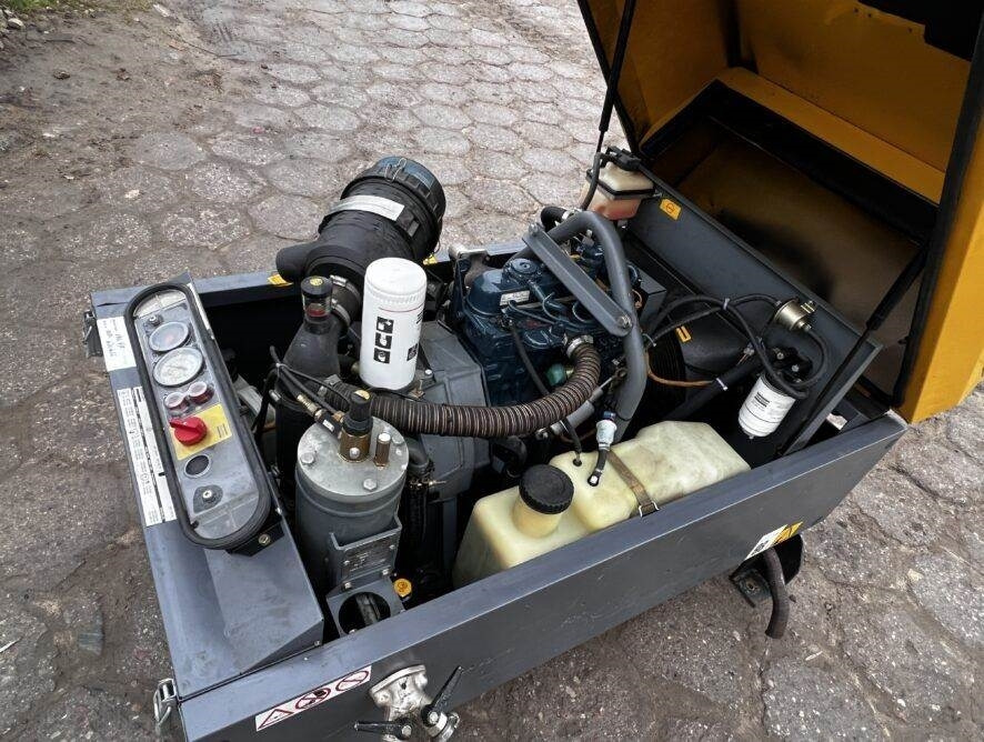 Atlas Copco Kompresor XAS47 - Mobilní kompresor: obrázek 3 Atlas Copco Kompresor XAS47 - Mobilní kompresor: obrázek 3