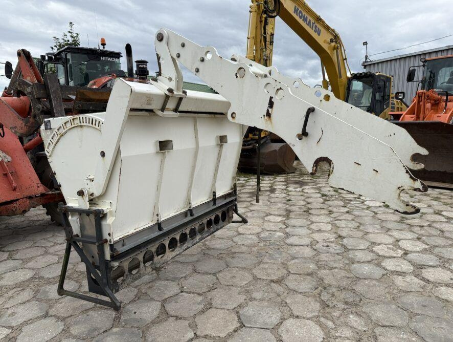 Bomag BW174 - Sypač písku/ Soli pro Komunální/ Speciální technika: obrázek 4 Bomag BW174 - Sypač písku/ Soli pro Komunální/ Speciální technika: obrázek 4