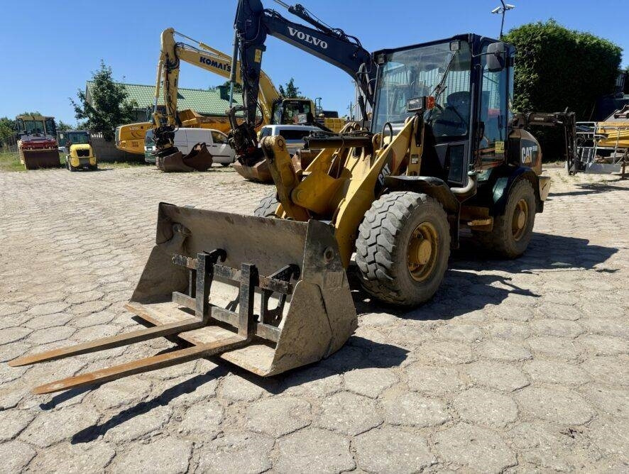 CAT 906H - Kolový nakladač: obrázek 5 CAT 906H - Kolový nakladač: obrázek 5