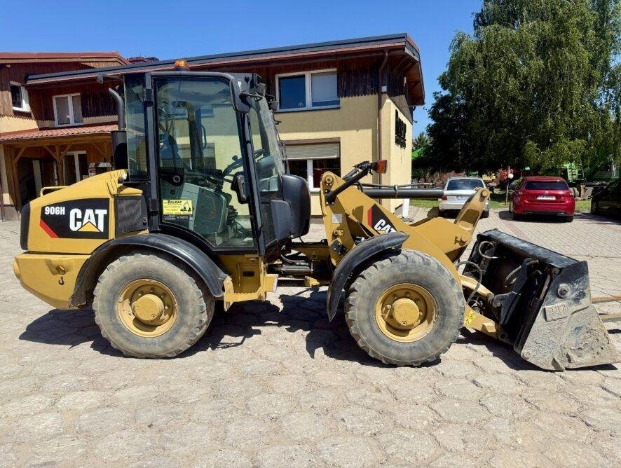 CAT 906H - Kolový nakladač: obrázek 1 CAT 906H - Kolový nakladač: obrázek 1