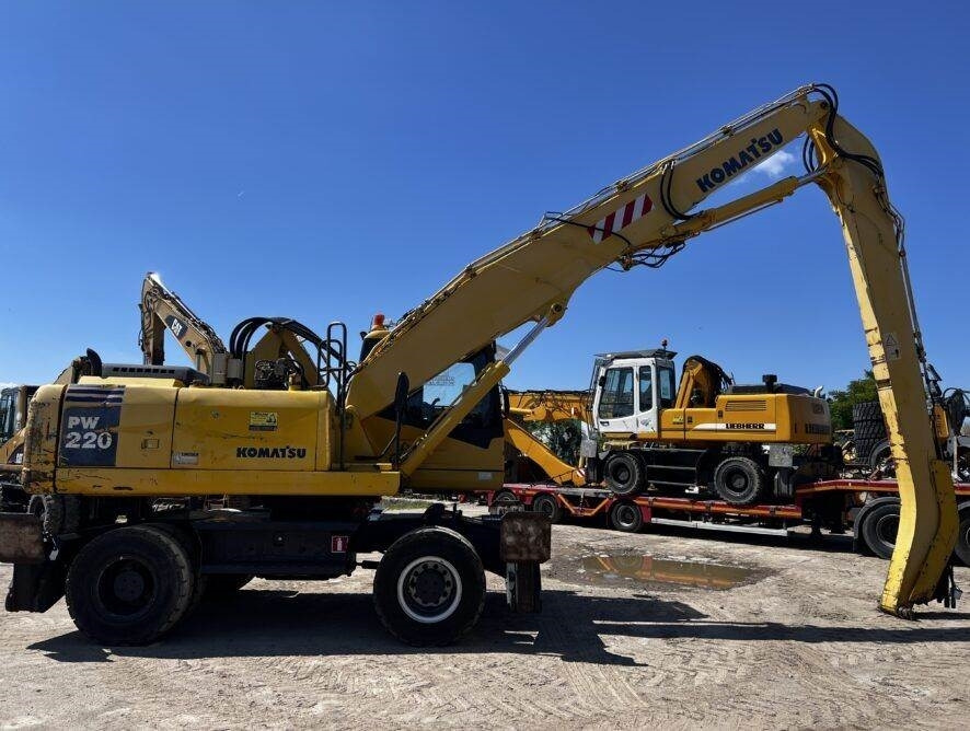 Komatsu PW220MH MH - Překládkové rypadlo: obrázek 3 Komatsu PW220MH MH - Překládkové rypadlo: obrázek 3