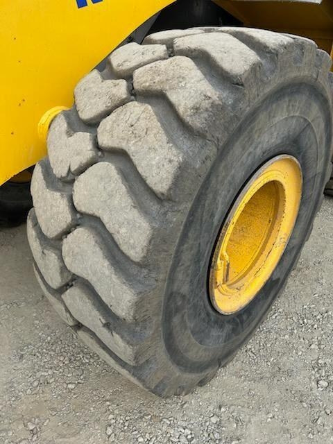 Komatsu WA470-6  - Kolový nakladač: obrázek 3 Komatsu WA470-6  - Kolový nakladač: obrázek 3