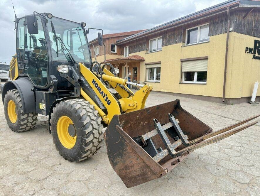 Komatsu WA80M-7 - Kolový nakladač: obrázek 4 Komatsu WA80M-7 - Kolový nakladač: obrázek 4