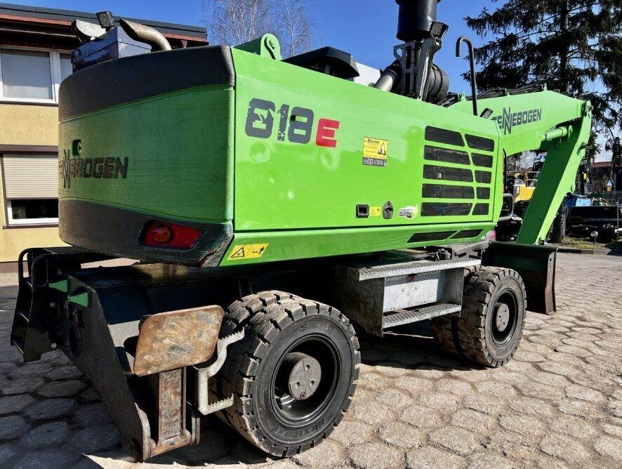 Sennebogen 818 K10 ULM - Překládkové rypadlo: obrázek 4 Sennebogen 818 K10 ULM - Překládkové rypadlo: obrázek 4