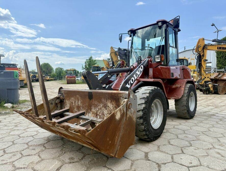 Volvo L30B Pro - Kolový nakladač: obrázek 2 Volvo L30B Pro - Kolový nakladač: obrázek 2