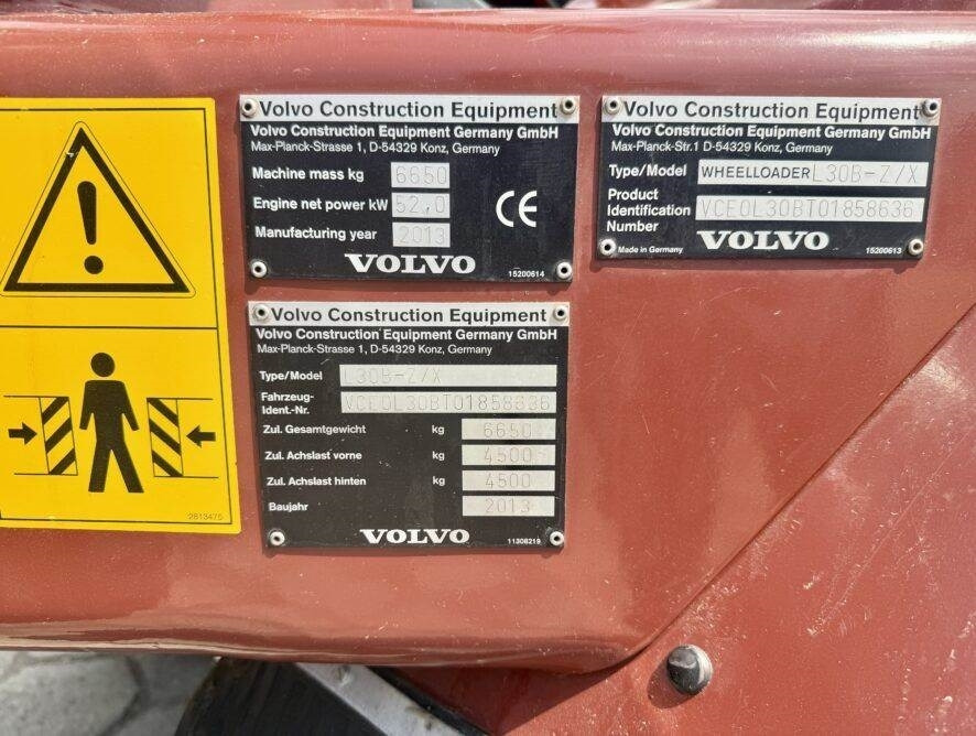Kolový nakladač Volvo L30B Pro: obrázek 10