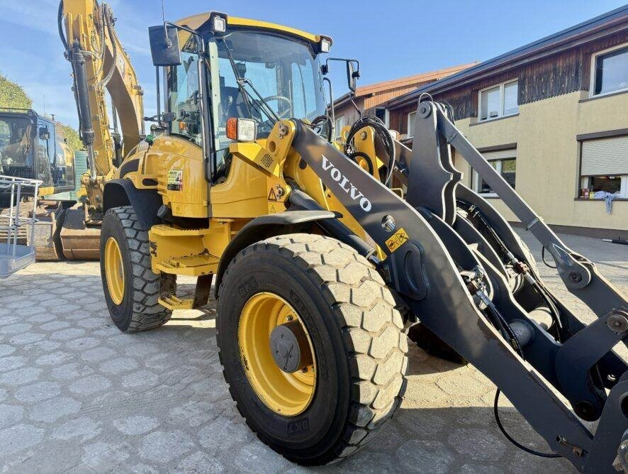 Kolový nakladač Volvo L45G TP: obrázek 7