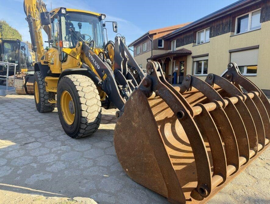 Volvo L45G TP - Kolový nakladač: obrázek 1 Volvo L45G TP - Kolový nakladač: obrázek 1