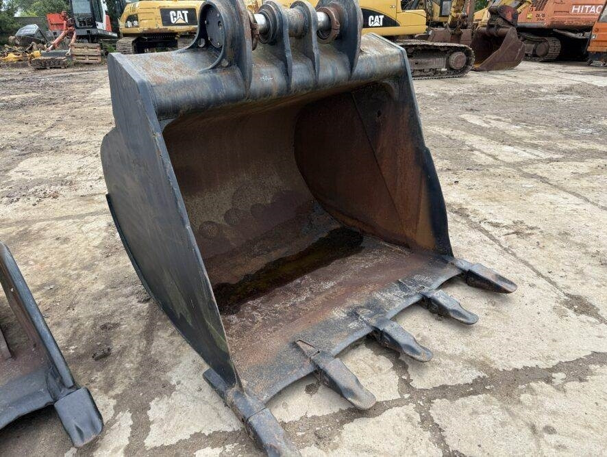 Equipment - attachment for construction equipment - Lžíce pro Stavební technika: obrázek 2 Equipment - attachment for construction equipment - Lžíce pro Stavební technika: obrázek 2