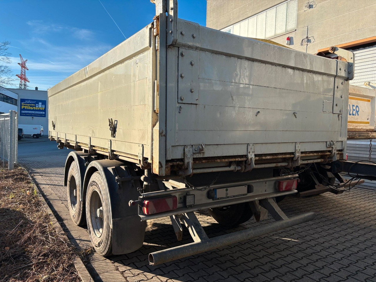 Carnehl Tandem /BPW/ Luftfederung/ Rollplane Carnehl Tandem /BPW/ Luftfederung/ Rollplane - Sklápěcí přívěs: obrázek 1 Carnehl Tandem /BPW/ Luftfederung/ Rollplane Carnehl Tandem /BPW/ Luftfederung/ Rollplane - Sklápěcí přívěs: obrázek 1