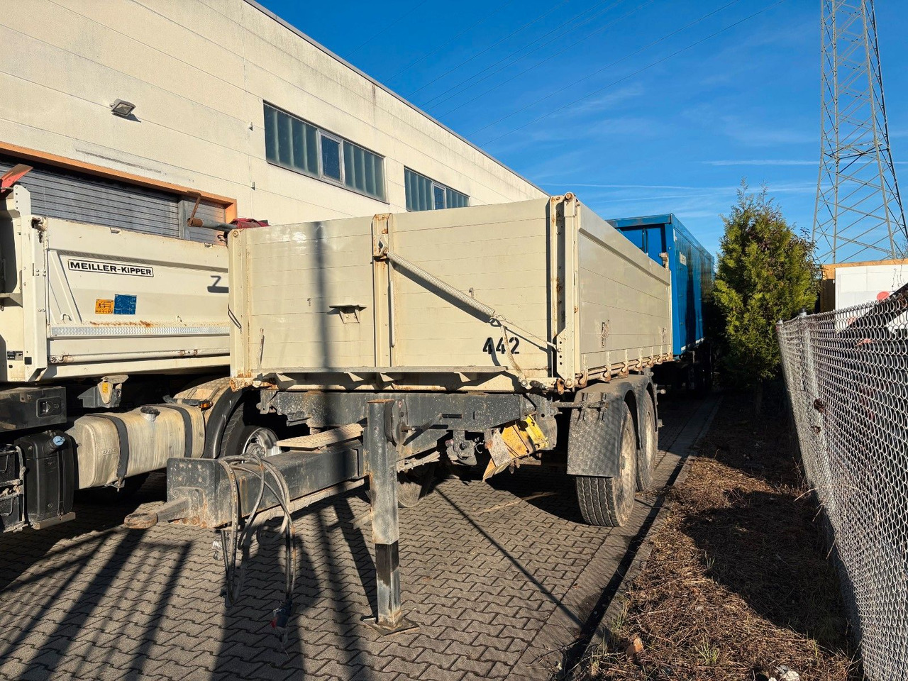 Carnehl Tandem /BPW/ Luftfederung/ Rollplane Carnehl Tandem /BPW/ Luftfederung/ Rollplane - Sklápěcí přívěs: obrázek 3 Carnehl Tandem /BPW/ Luftfederung/ Rollplane Carnehl Tandem /BPW/ Luftfederung/ Rollplane - Sklápěcí přívěs: obrázek 3