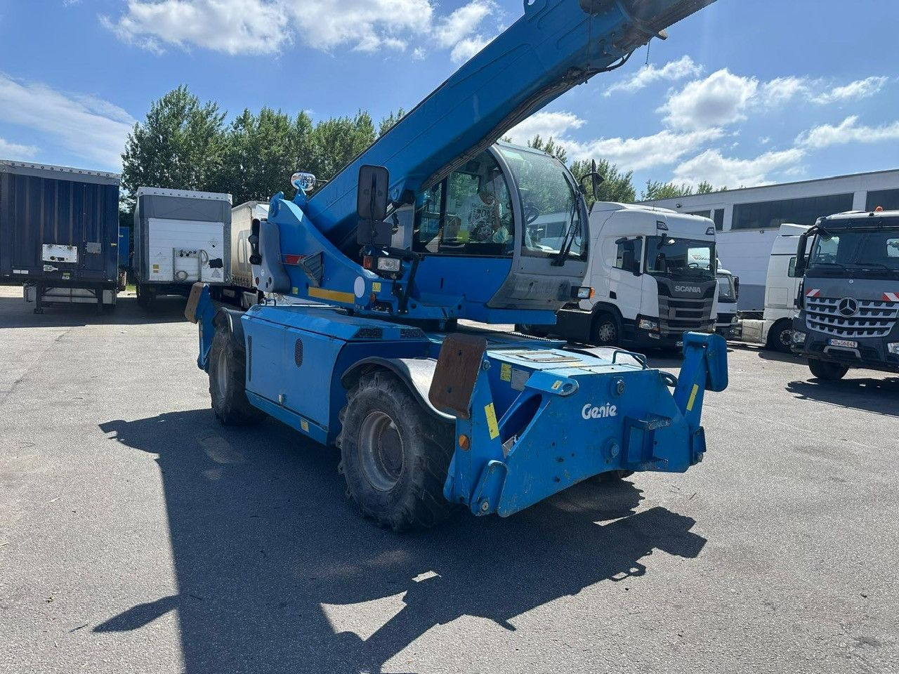 Genie Terex GTH 4018 SR/4x4/ ROTO - Autoplošina: obrázek 4 Genie Terex GTH 4018 SR/4x4/ ROTO - Autoplošina: obrázek 4