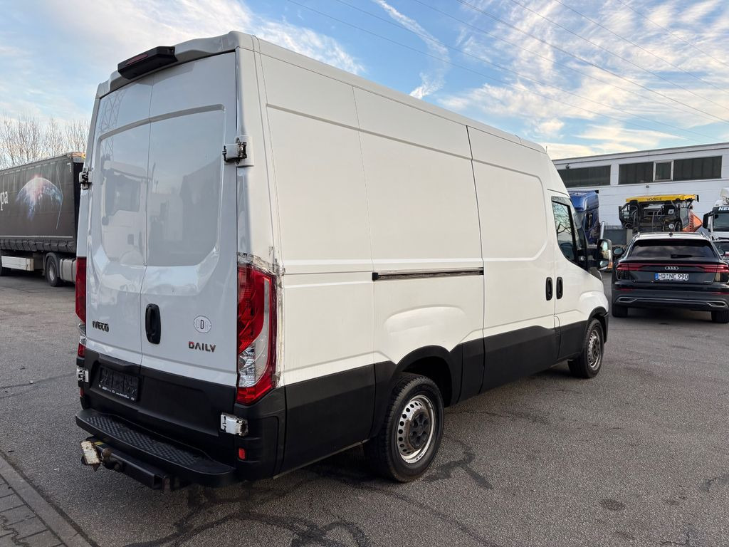 Iveco Daily 35S130 Klima - Furgon: obrázek 5 Iveco Daily 35S130 Klima - Furgon: obrázek 5