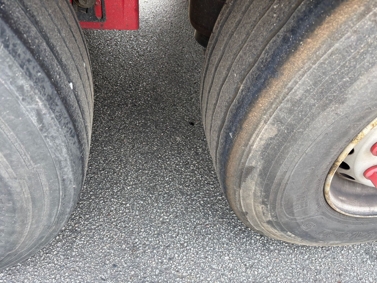 Plachtový návěs Kässbohrer Maxima XS Standard/Luft/Scheiben: obrázek 9 Plachtový návěs Kässbohrer Maxima XS Standard/Luft/Scheiben: obrázek 9