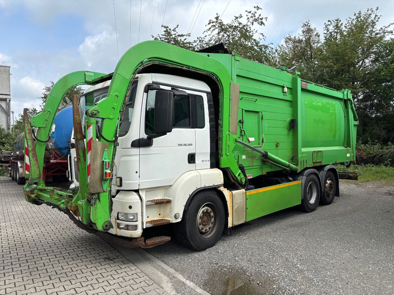 MAN TGS 26.320 EEV Heil Aufbau/Frontlader/Lift - Vůz na odvoz odpadků: obrázek 1 MAN TGS 26.320 EEV Heil Aufbau/Frontlader/Lift - Vůz na odvoz odpadků: obrázek 1