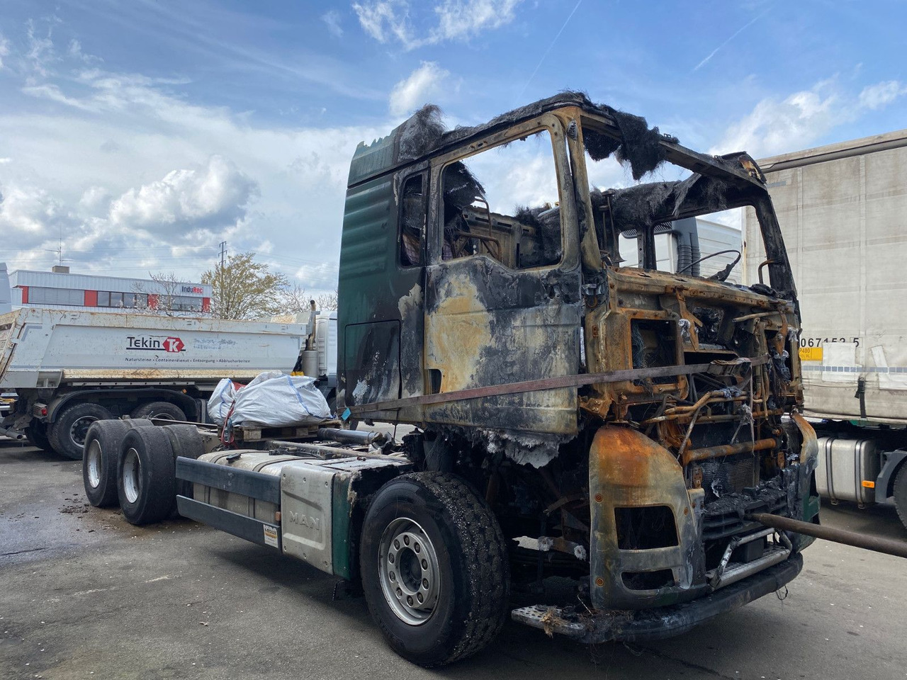 MAN TGX 26.580 Verbrannt 6x4 - Podvozek s kabinou: obrázek 1 MAN TGX 26.580 Verbrannt 6x4 - Podvozek s kabinou: obrázek 1